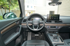 2022款奥迪Q5L