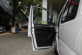 2022款东风风行菱智M5EV