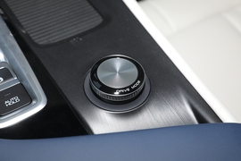 2022款东风风神皓极