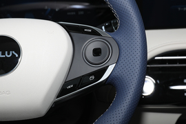 2022款东风风神皓极