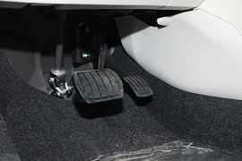 2022款东风风神皓极