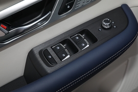 2022款东风风神皓极