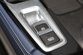 2022款东风风神皓极