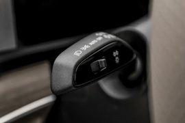 2023款荣威RX9