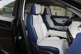 2022款东风风神皓极