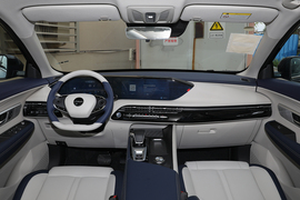 2022款东风风神皓极