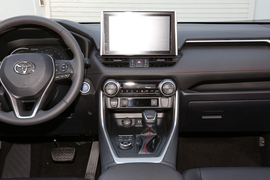 2022款丰田RAV4荣放双擎E+