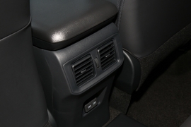 2022款丰田RAV4荣放双擎E+