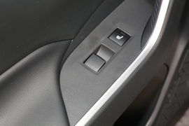 2022款丰田RAV4荣放双擎E+