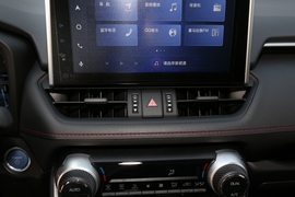 2022款丰田RAV4荣放双擎E+