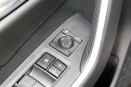 2022款丰田RAV4荣放双擎E+