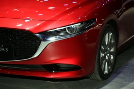 马自达3昂克赛拉