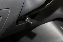 2022款比亚迪驱逐舰05