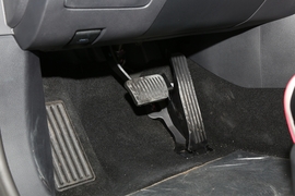 2022款比亚迪驱逐舰05