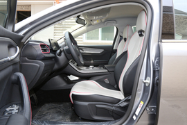 2022款比亚迪驱逐舰05