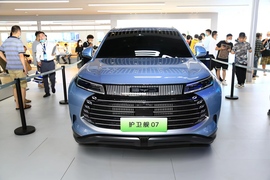 比亚迪护卫舰07