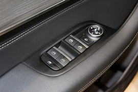 2023款奇瑞瑞虎8