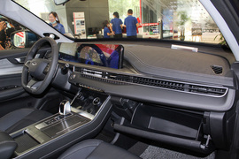 2023款奇瑞瑞虎8