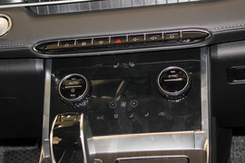 2023款奇瑞瑞虎8