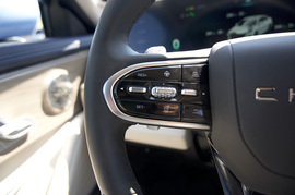 2022款奇瑞艾瑞泽8