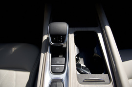 2022款奇瑞艾瑞泽8