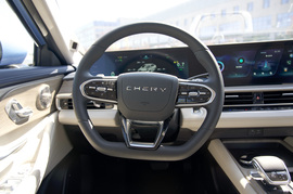 2022款奇瑞艾瑞泽8