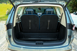 2023款吉利嘉际L