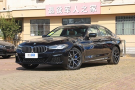 2022款宝马530i