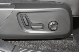 2022款沃尔沃C40
