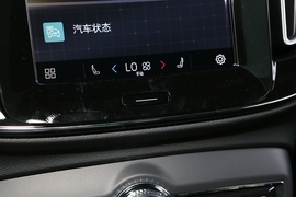 2022款沃尔沃C40