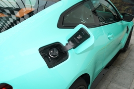 2023款宝马M4双门轿跑车