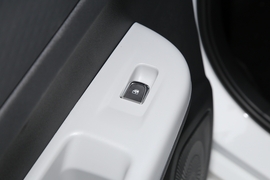 2023款东风风神E70