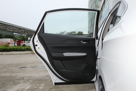 2023款东风风神E70