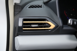 2023款东风风神E70