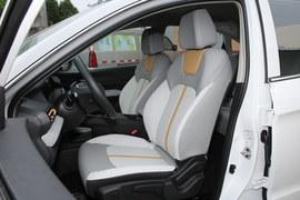 2023款东风风神E70