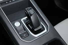 2023款东风风神E70