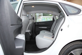 2023款东风风神E70