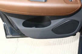 2023款沃尔沃XC60