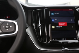 2023款沃尔沃XC60