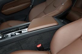 2023款沃尔沃XC60