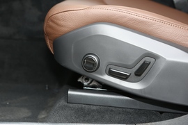 2023款沃尔沃XC60