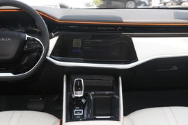 2021款东风风神奕炫MAX