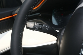 2021款东风风神奕炫MAX