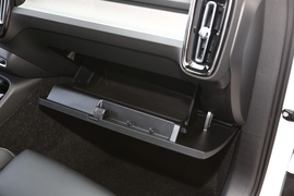 2023款沃尔沃XC40