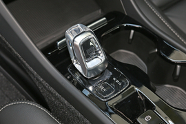 2023款沃尔沃XC40