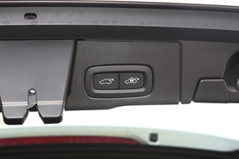 2023款沃尔沃XC60