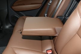 2023款沃尔沃XC60