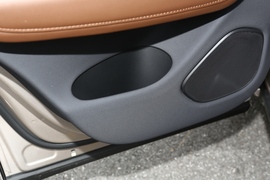 2023款沃尔沃XC60