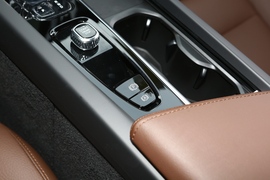 2023款沃尔沃XC60