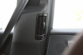 2023款沃尔沃XC60